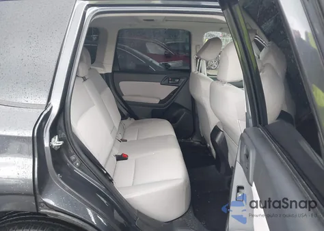 2015 Subaru Forester 2.5I Premium z USA, uszkodzony, nr VIN JF2SJADC2FH499914